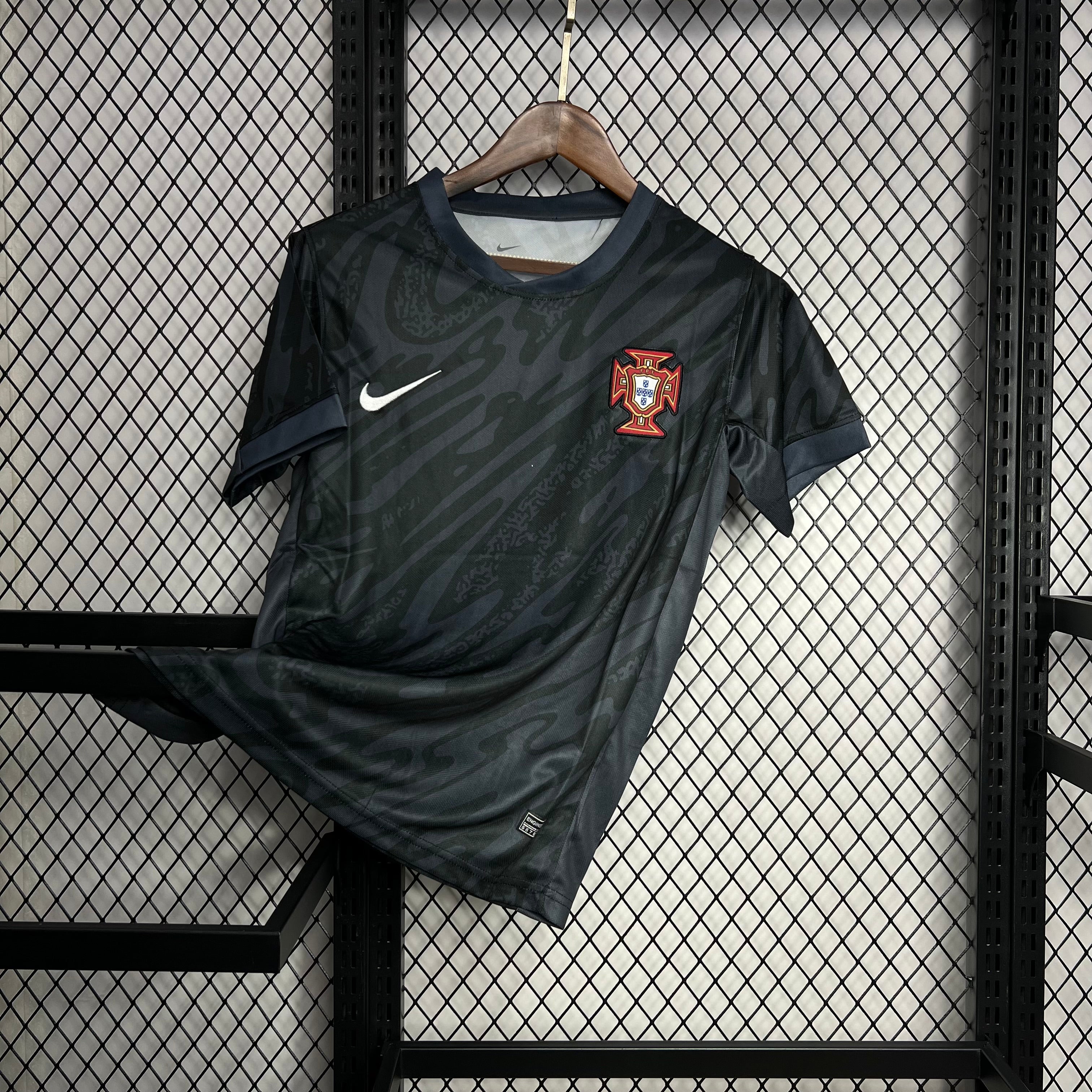 2024-2025 Portugal Goalkeeper uniform 2 Jersey