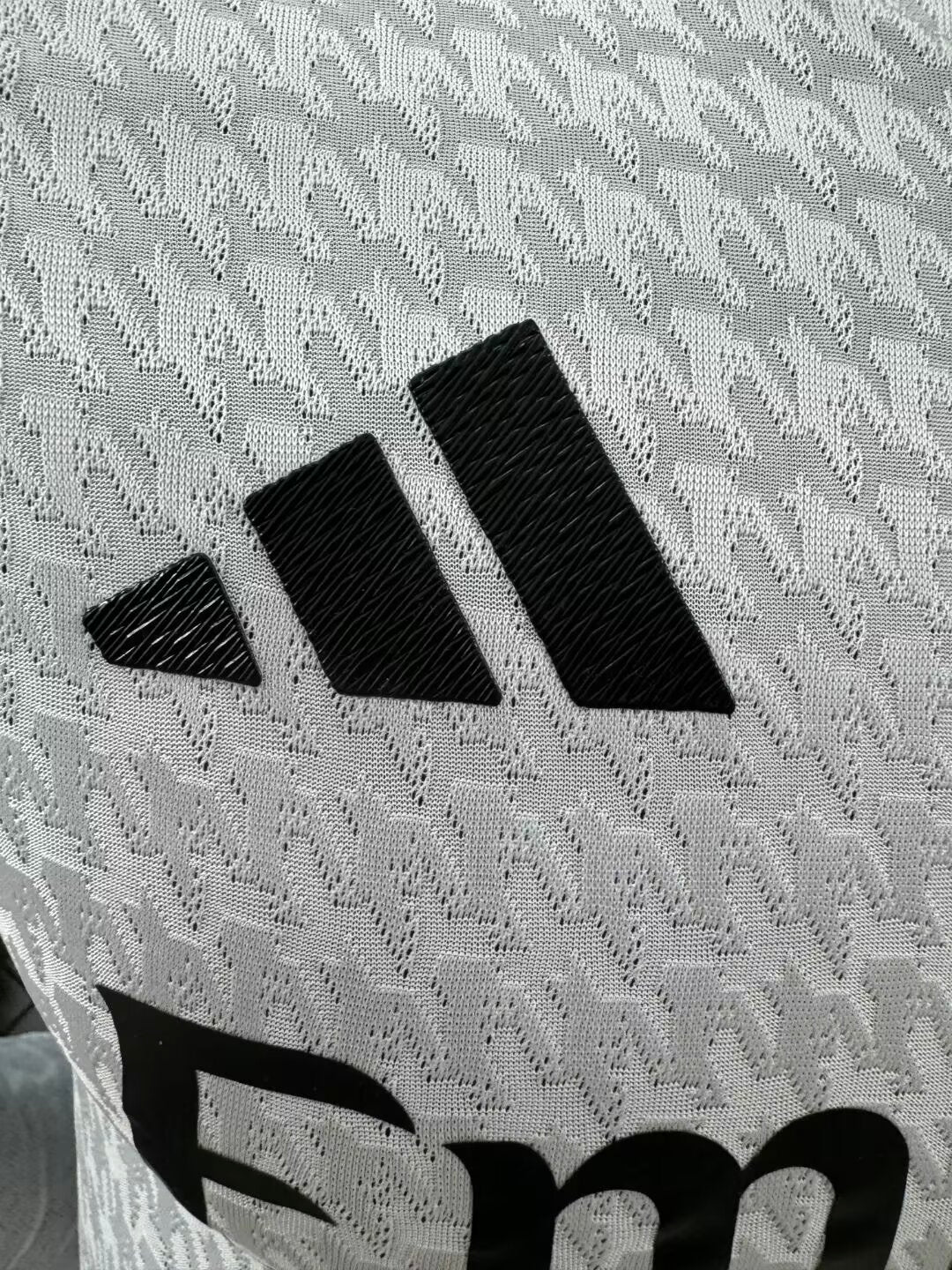 2024/2025 Player Version Real Madrid Home Long Sleeve Jersey
