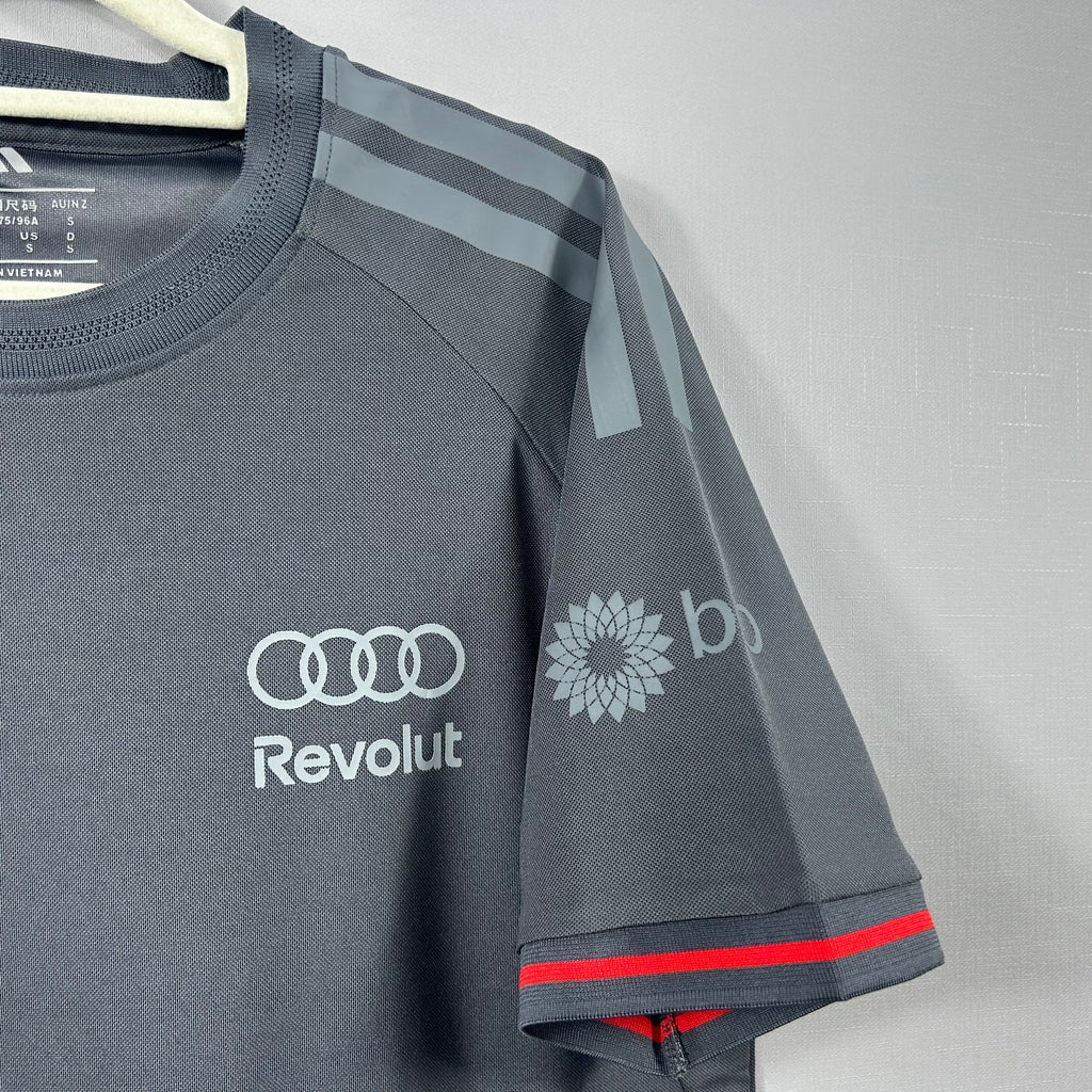 audi-2026-f1-suit-p2209133