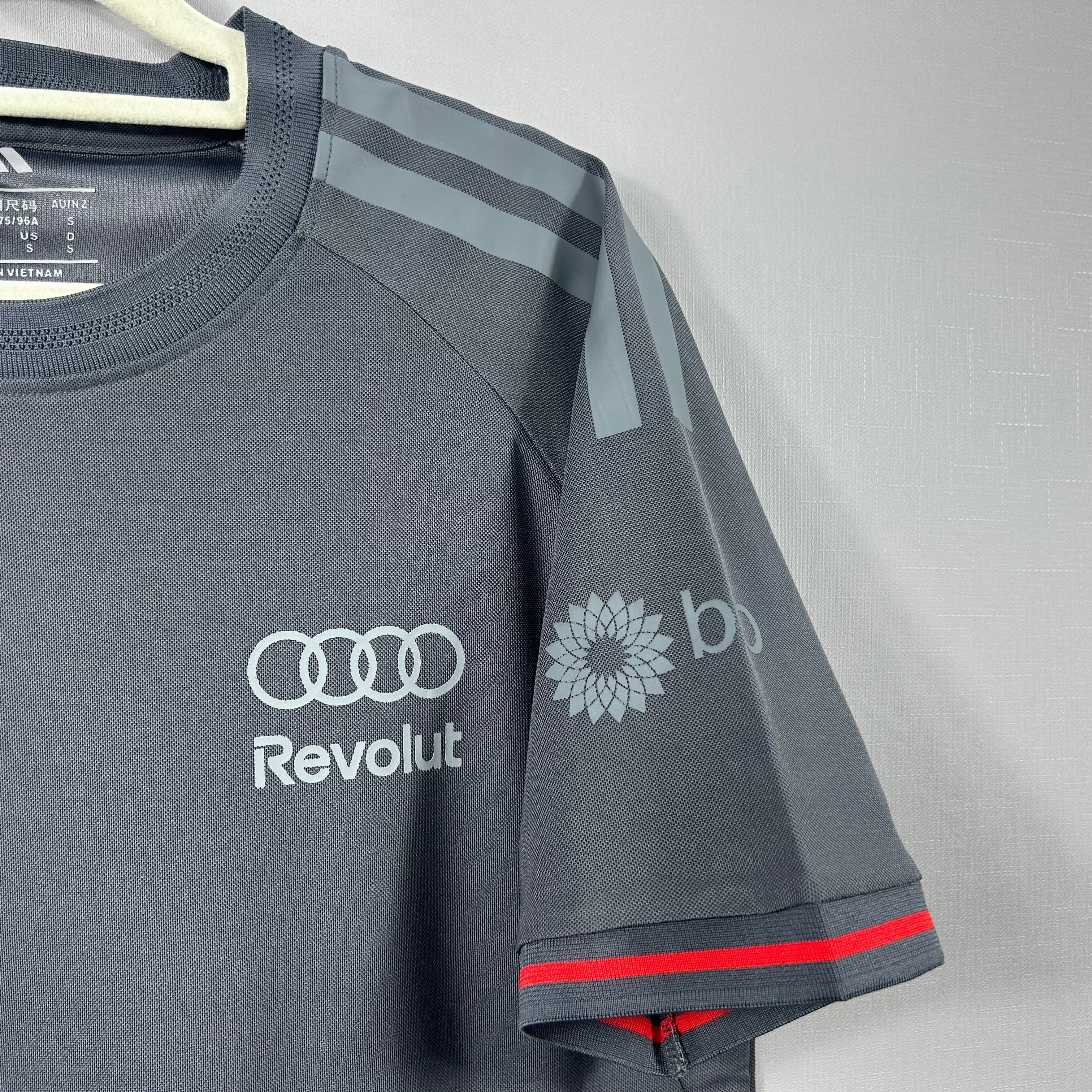 audi-2026-f1-suit-p2209133