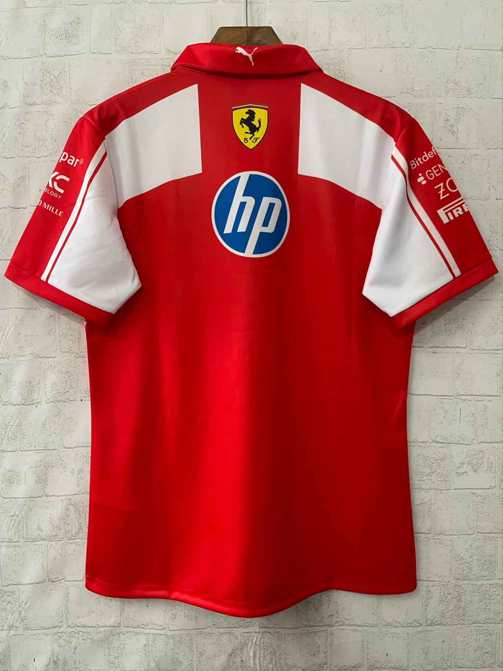 ferrari-2026-f1-racing-suit-p1808303