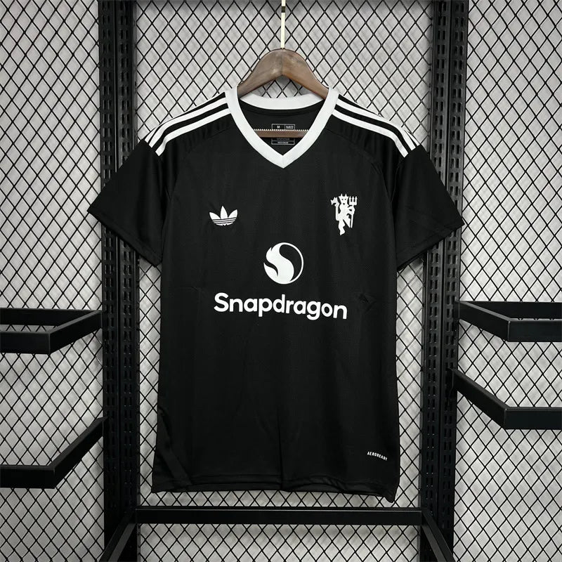 2024/2025 Manchester United Fourth goalkeeper Jersey