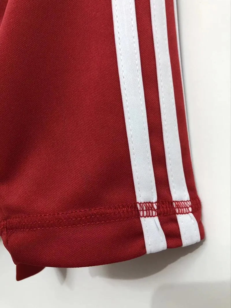 2010/2011 Retro Liverpool FC Home