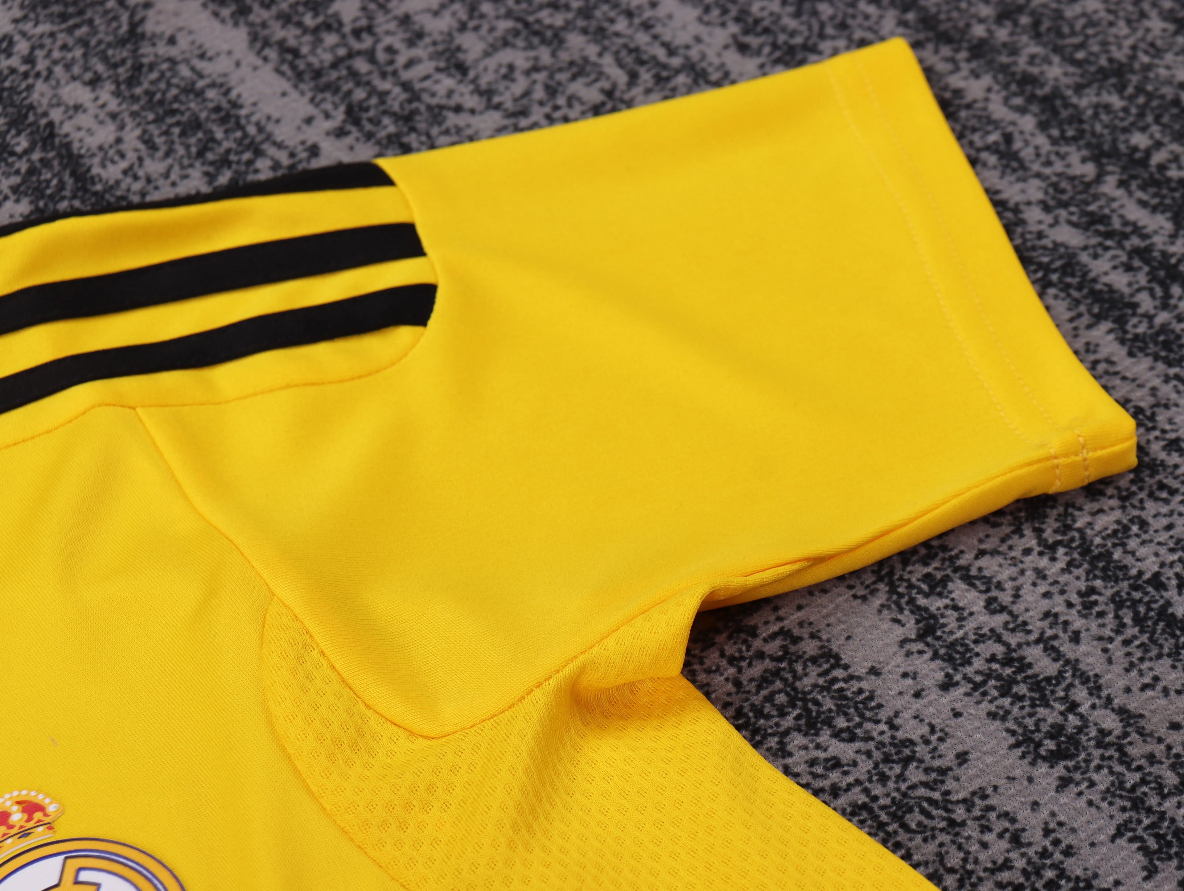 2011-2012 Retro Real Madrid Goalkeeper