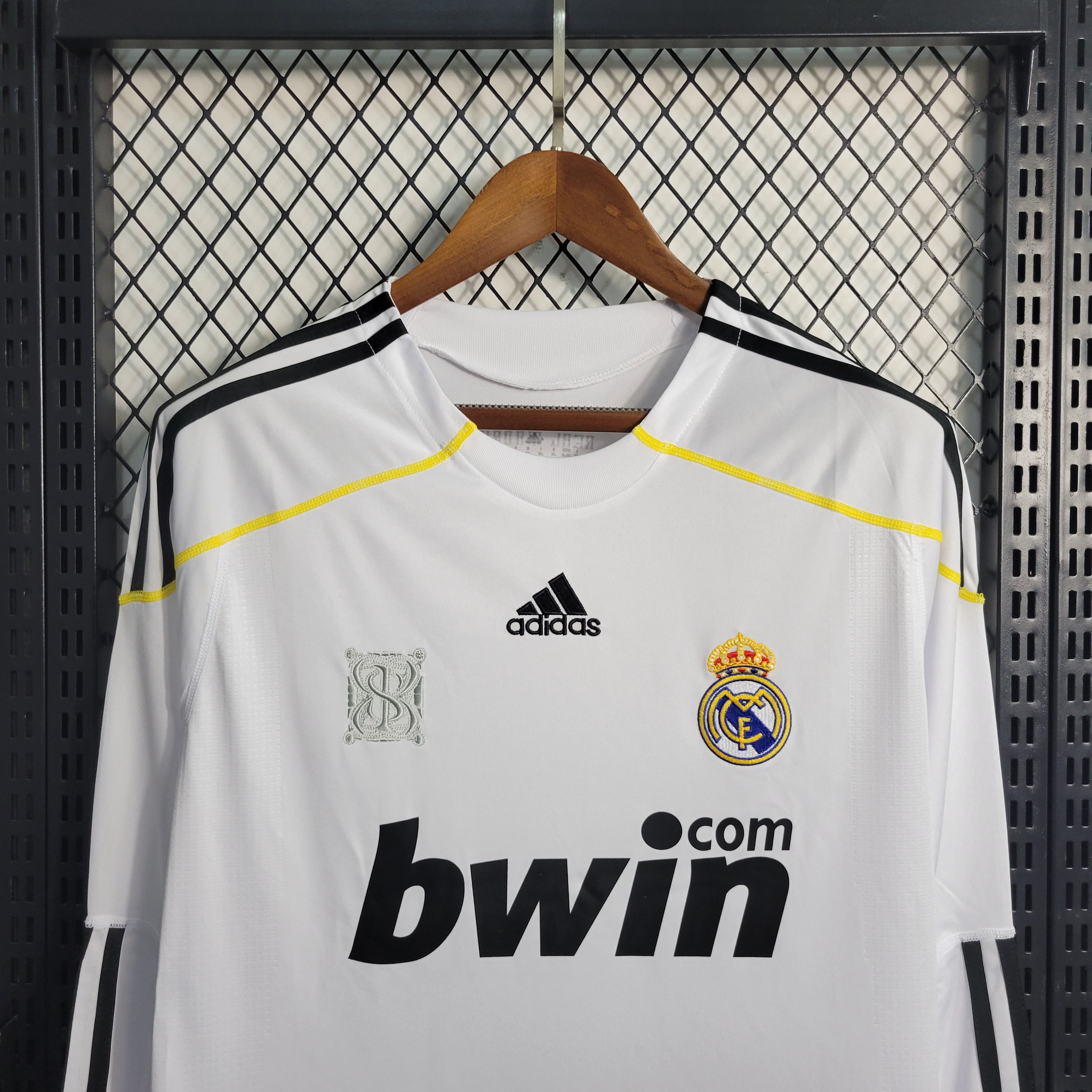 2009/2010 Retro Long Sleeve Real Madrid Home