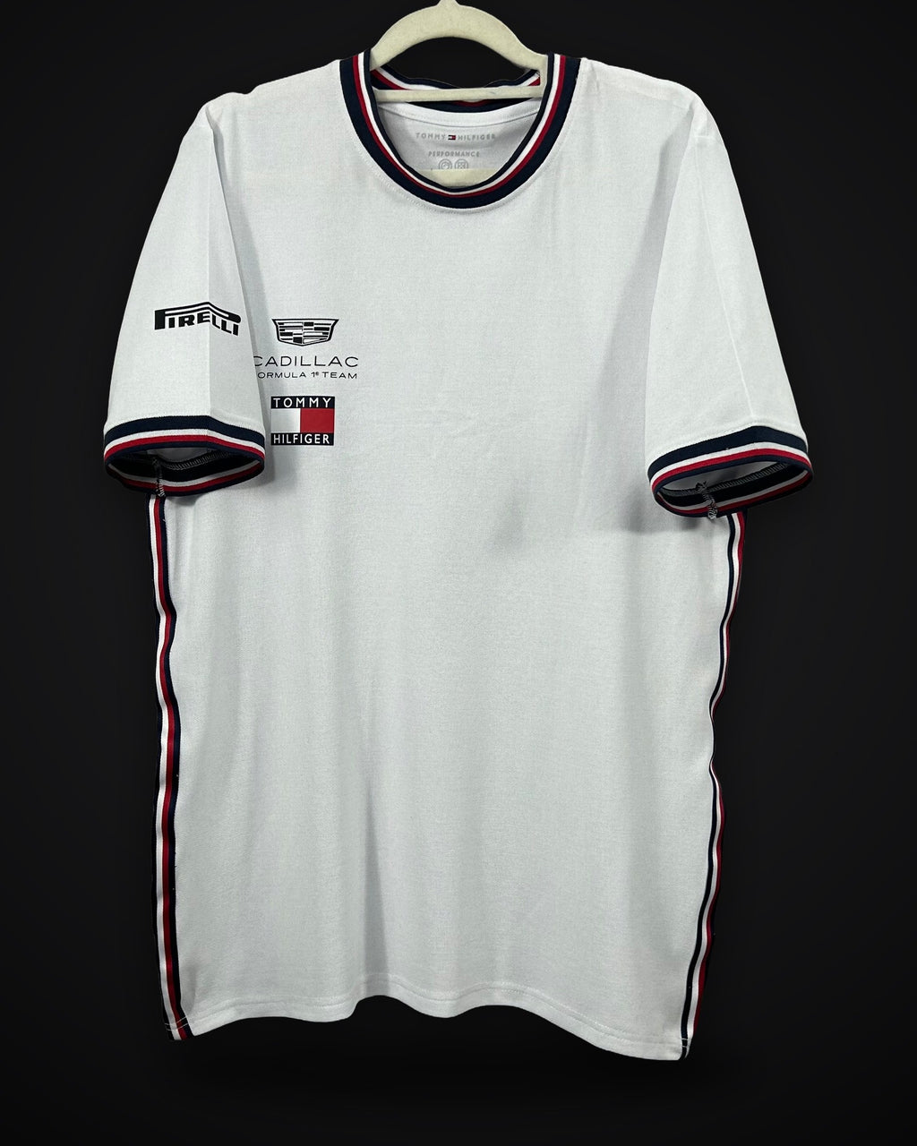 cadillac-2026-f1-racing-suit-p2209264