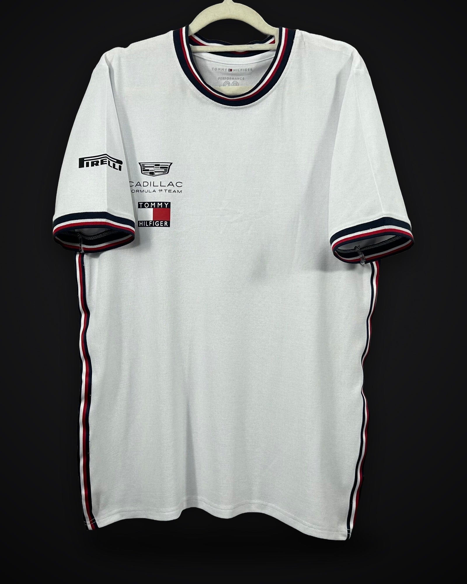 cadillac-2026-f1-racing-suit-p2209264