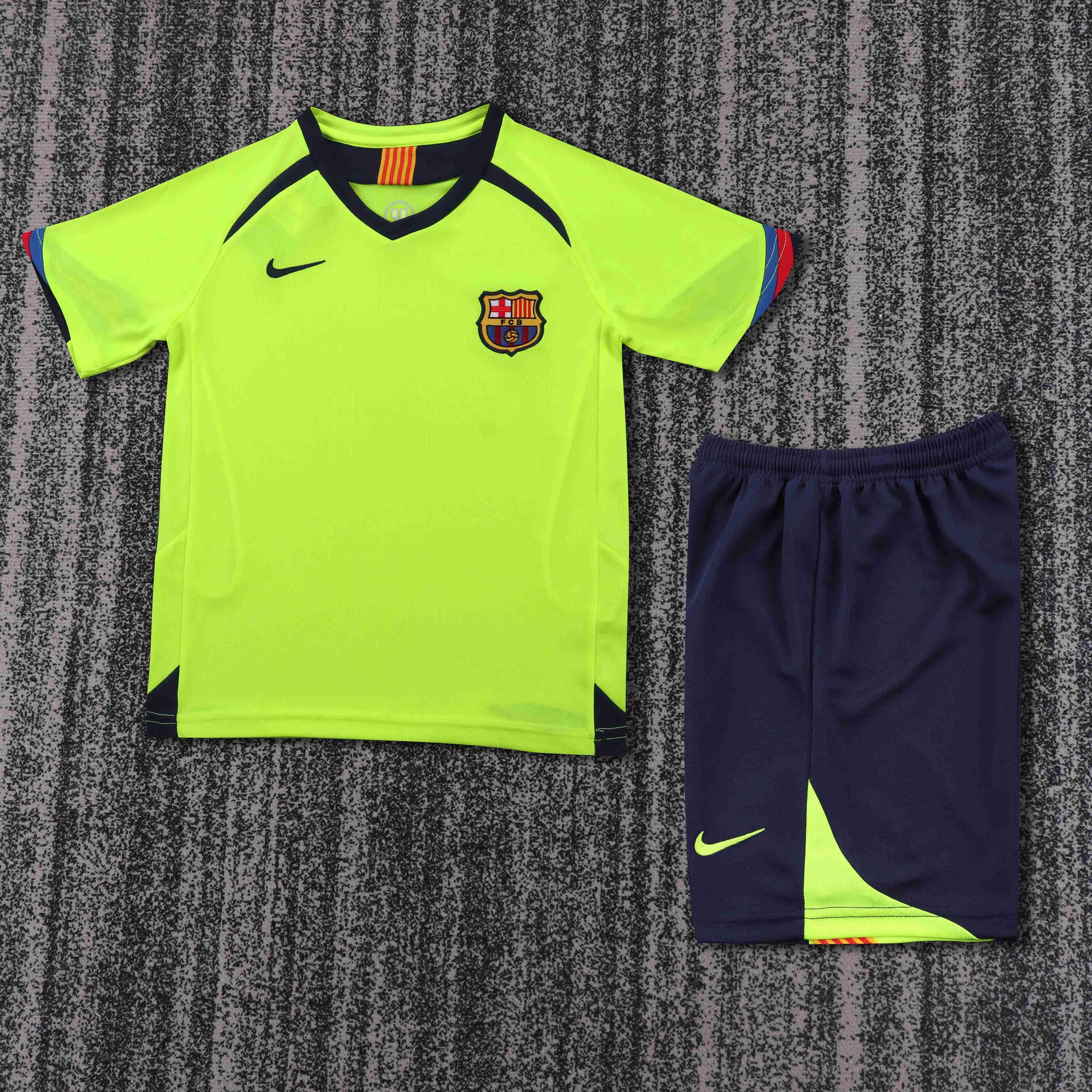 2005-2006 Retro Barcelona Away