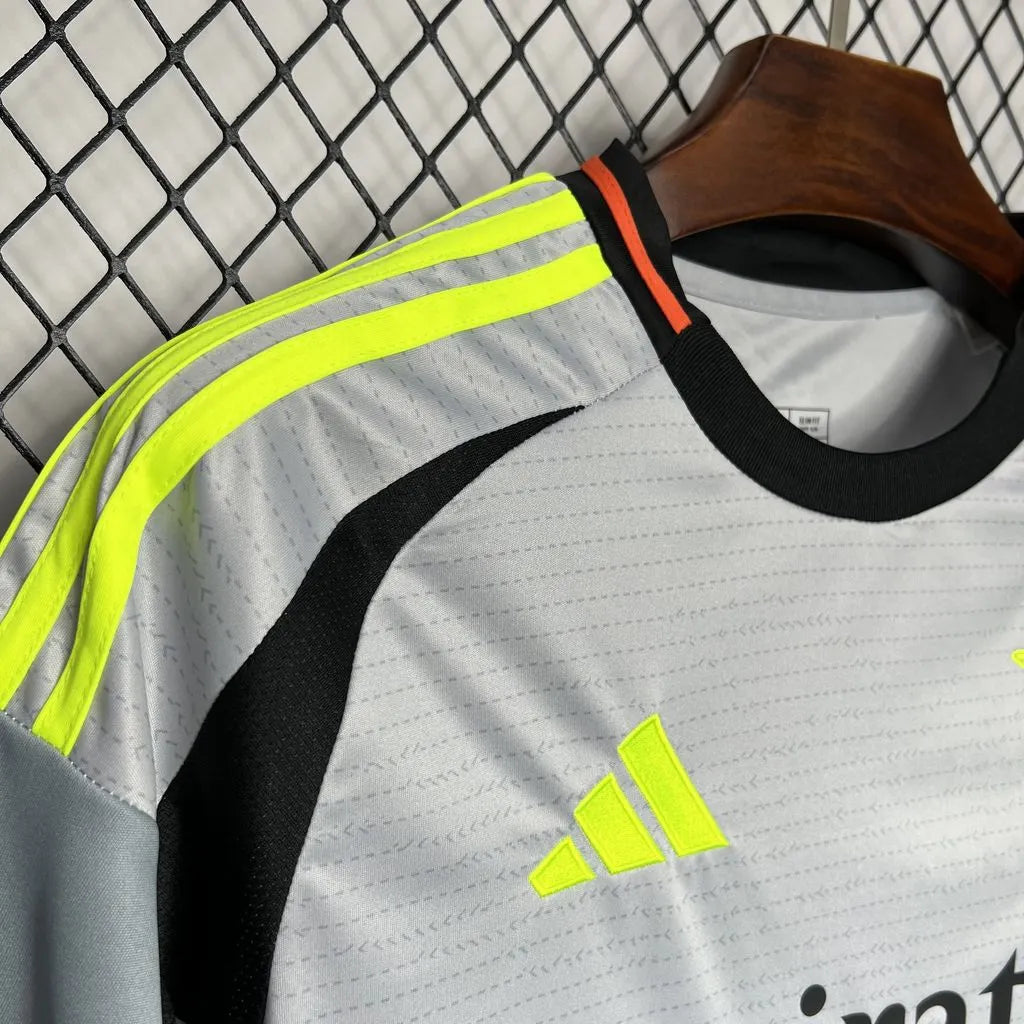 2024/2025 Benfica Third Away