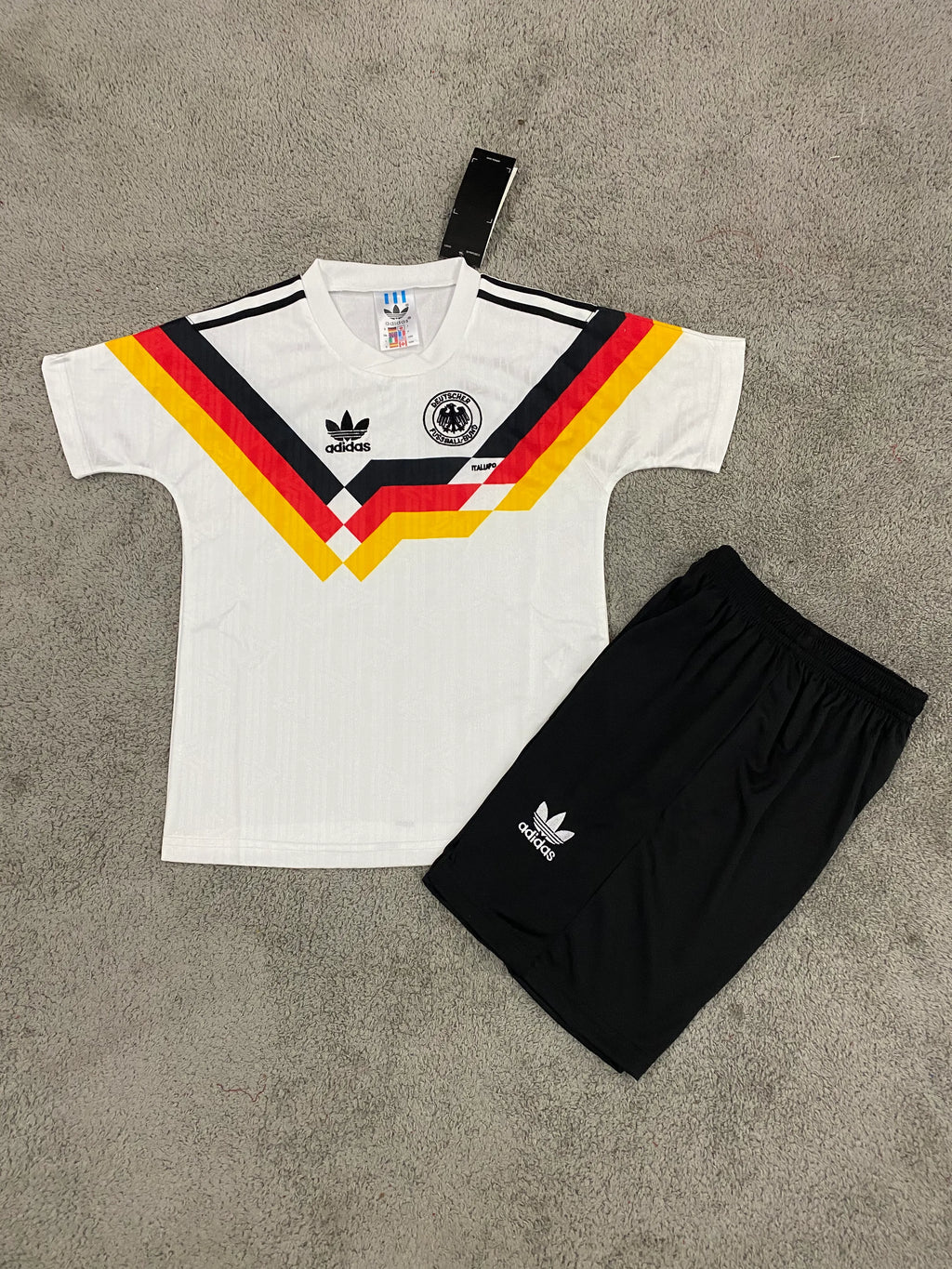 1990 Retro Germany Home