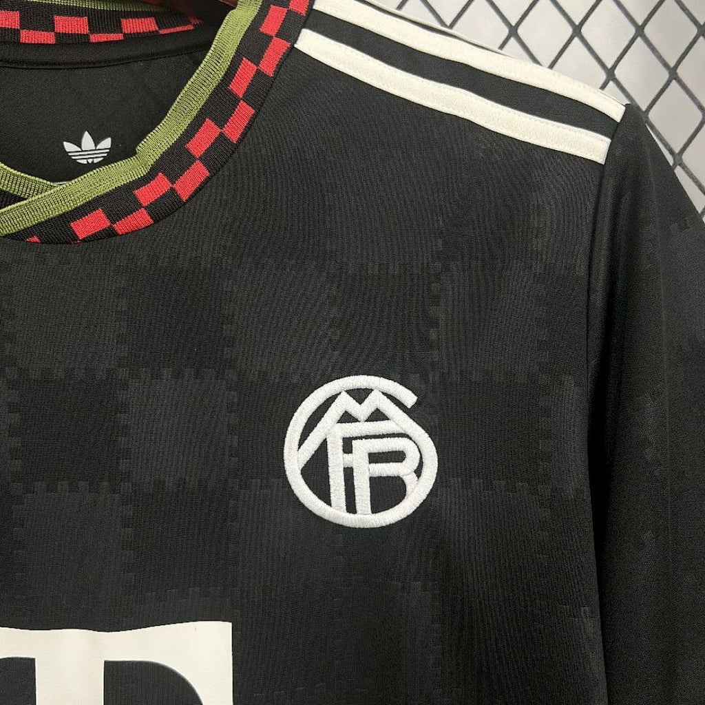 2025/2026 Bayern Munich Third Away