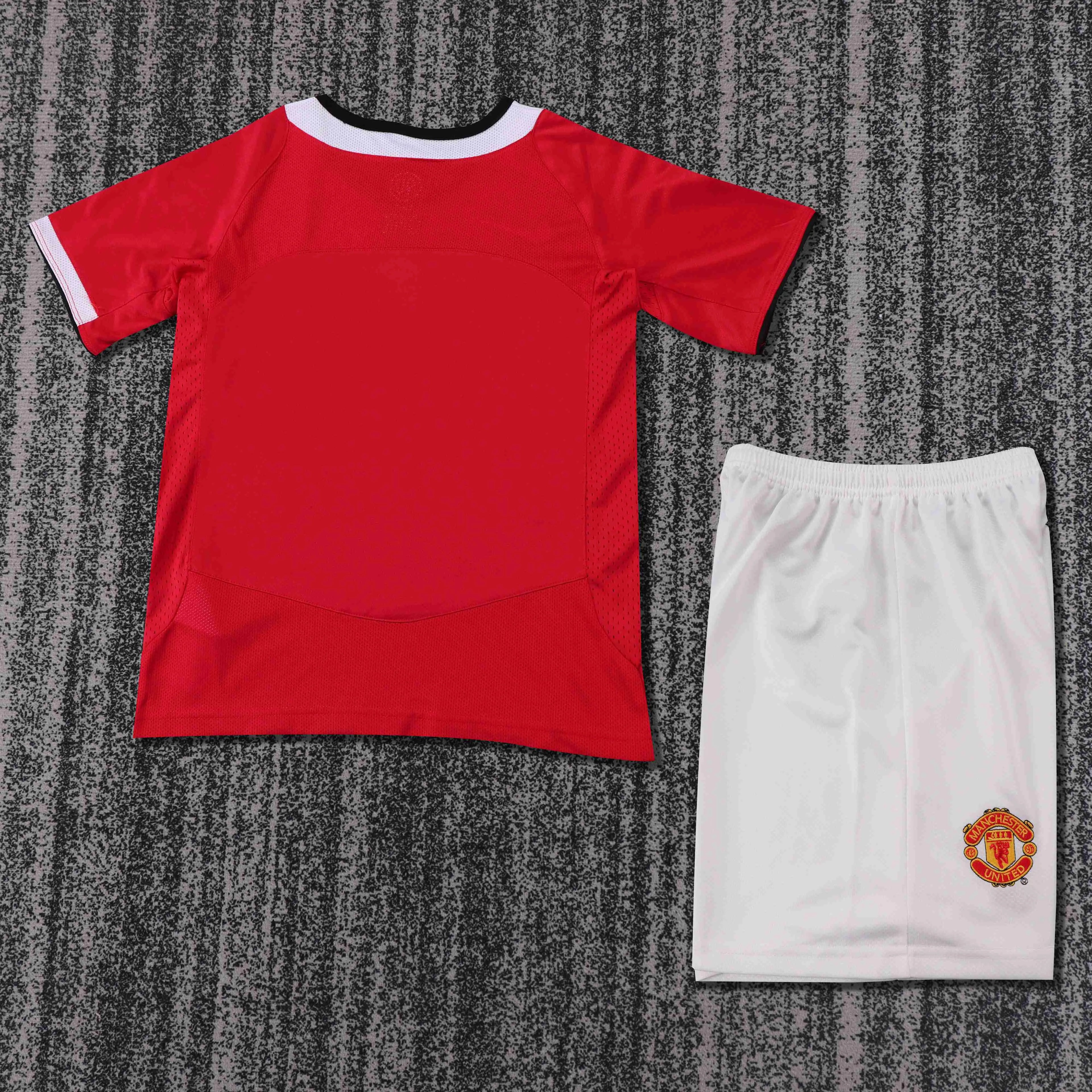 2005-2006 Retro Manchester United Home