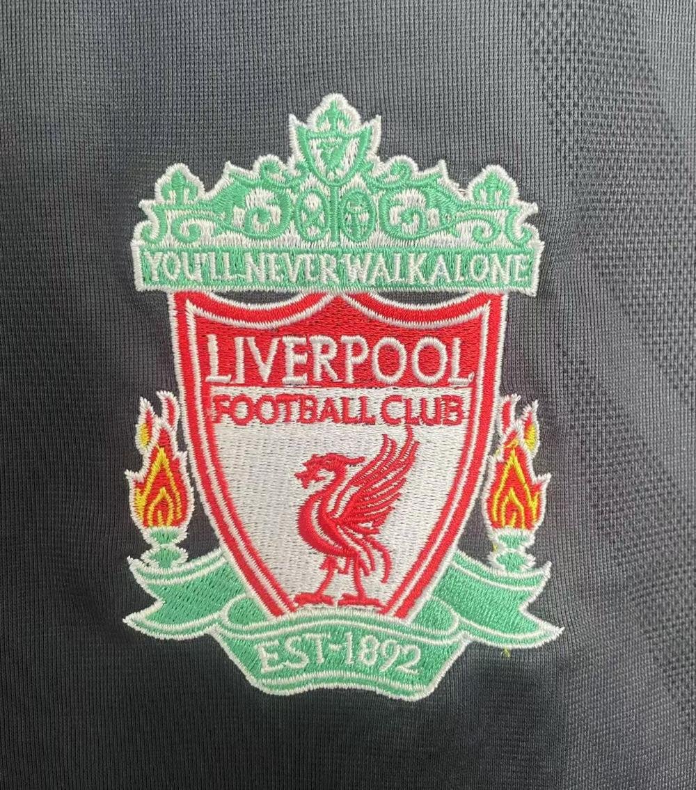 2009/2010 Retro Liverpool Away