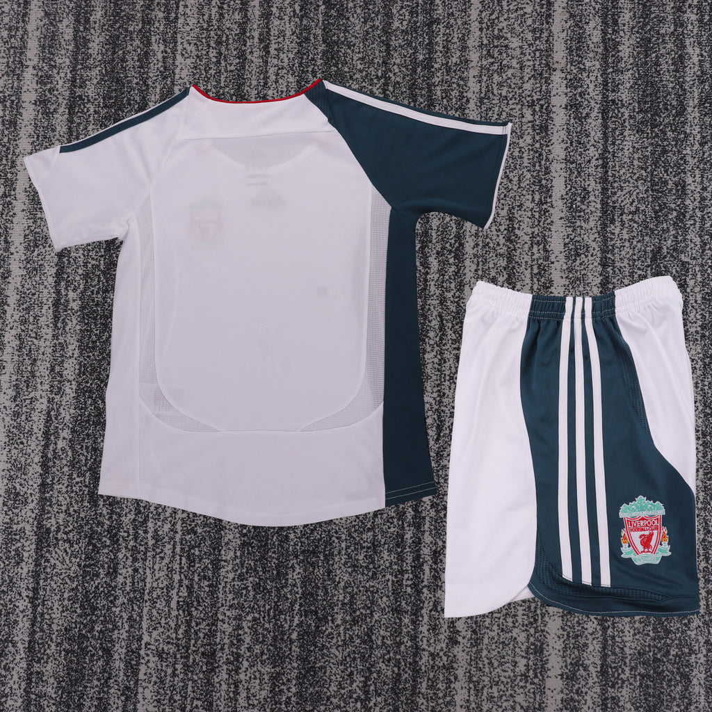 2006/2008 Retro Liverpool Away
