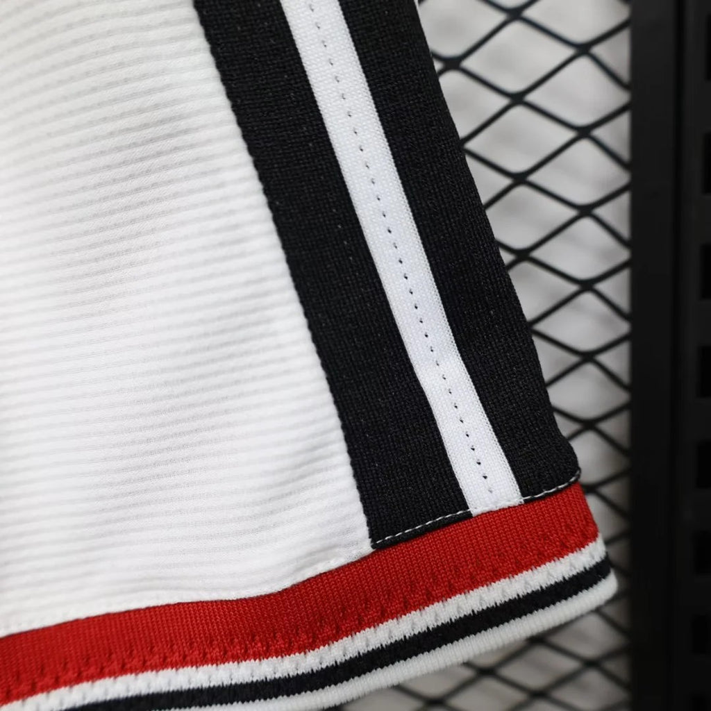 2026/2027 Player Version Manchester United Home Shorts 1:1 Thai Quality