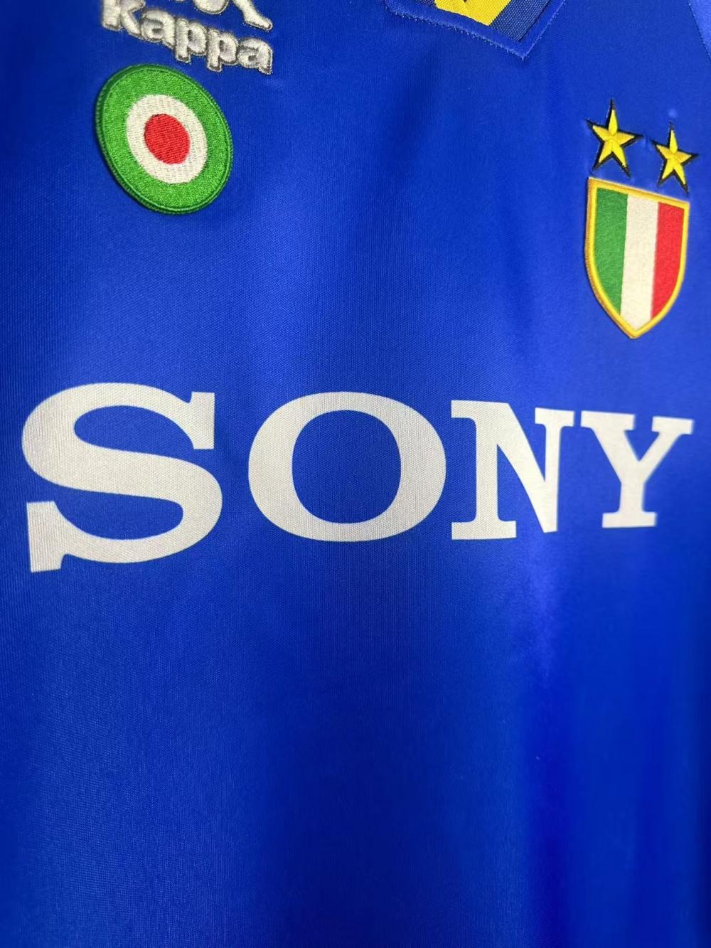 1995/1996 Retro Long Sleeve Juventus Away