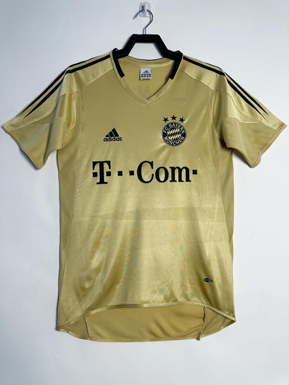 2003/2004 Retro Bayern Munich Away
