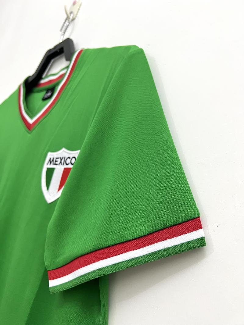 1970 Retro Mexico Home