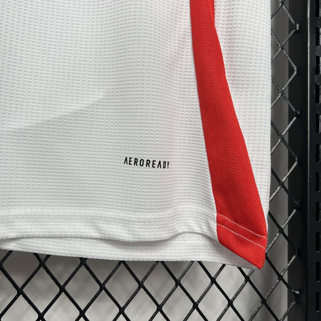 2024/2025 Fulham Home