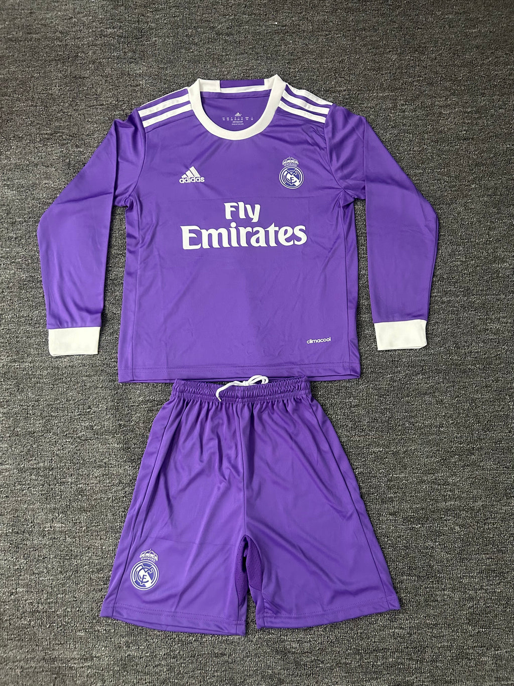 2016/2017 Retro Long Sleeve Real Madrid Away