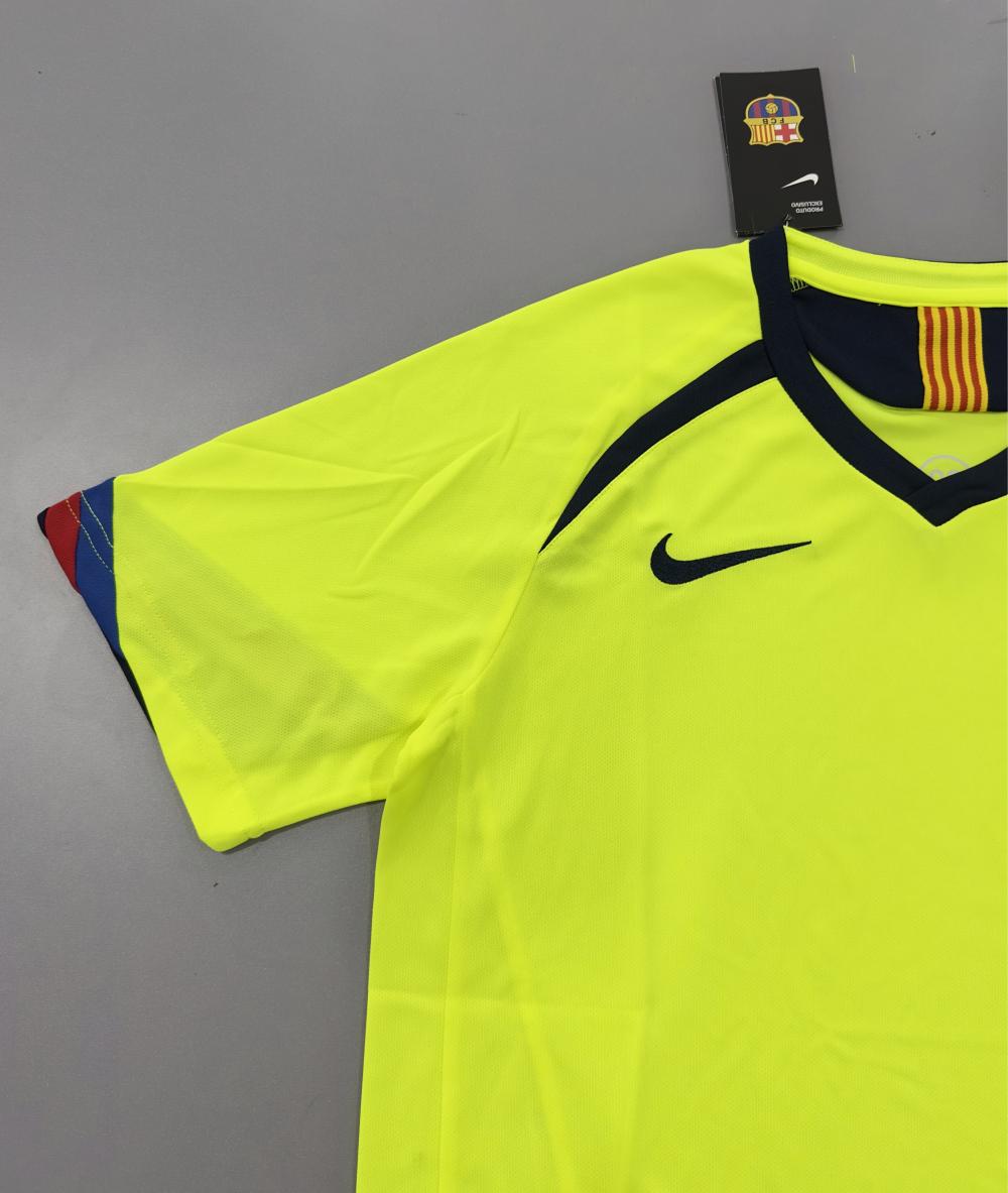 2005/2006 Retro Barcelona Away