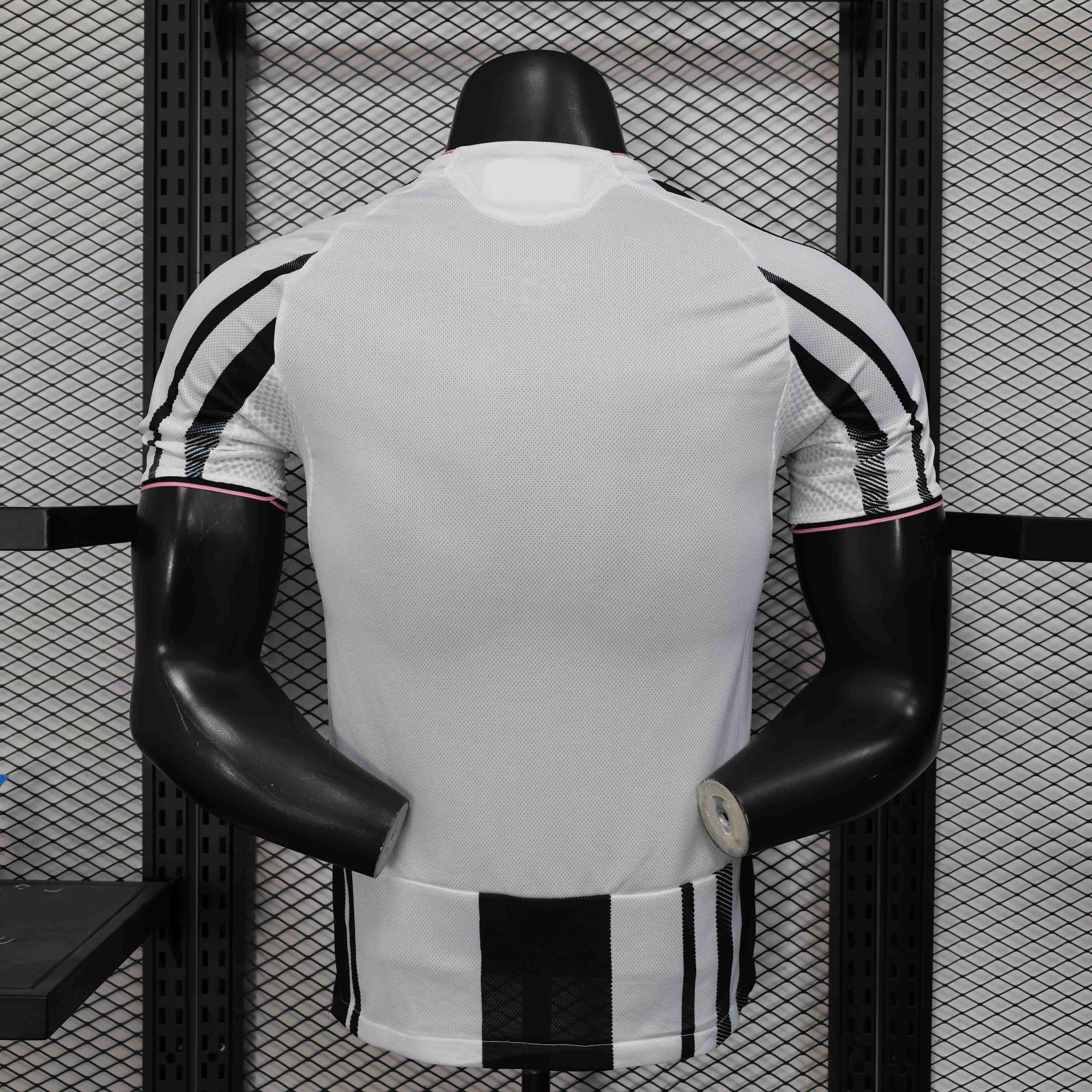 2025/2026 Player Version Juventus Home