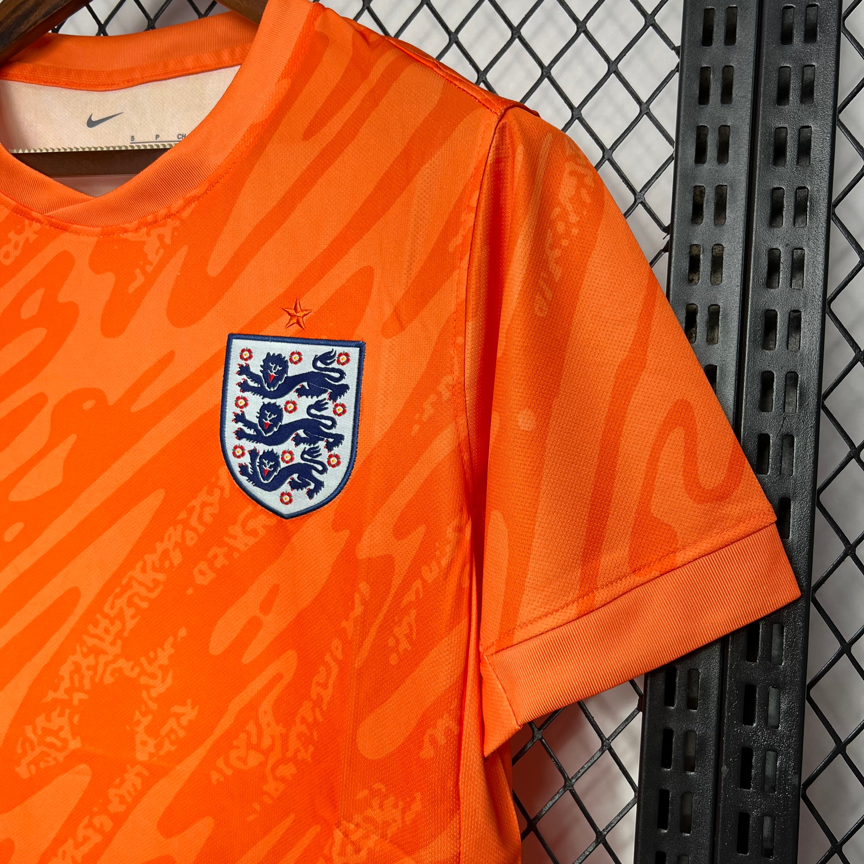 2024-2025 England Goalkeeper uniform