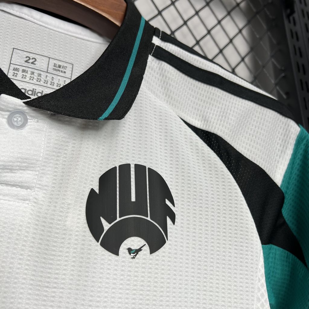 2024/2025 Newcastle United Third Away