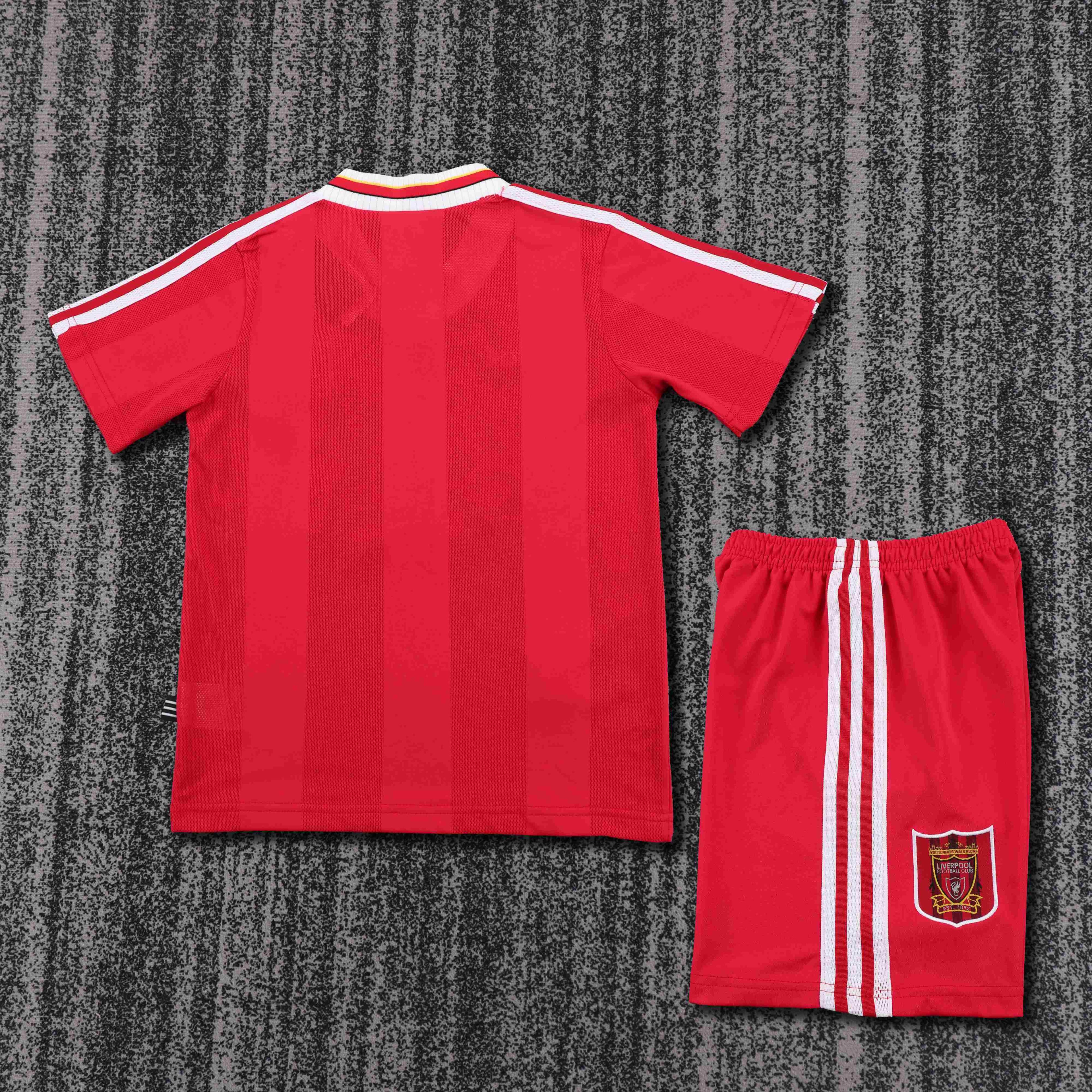 1995-1996 Retro Liverpool Home