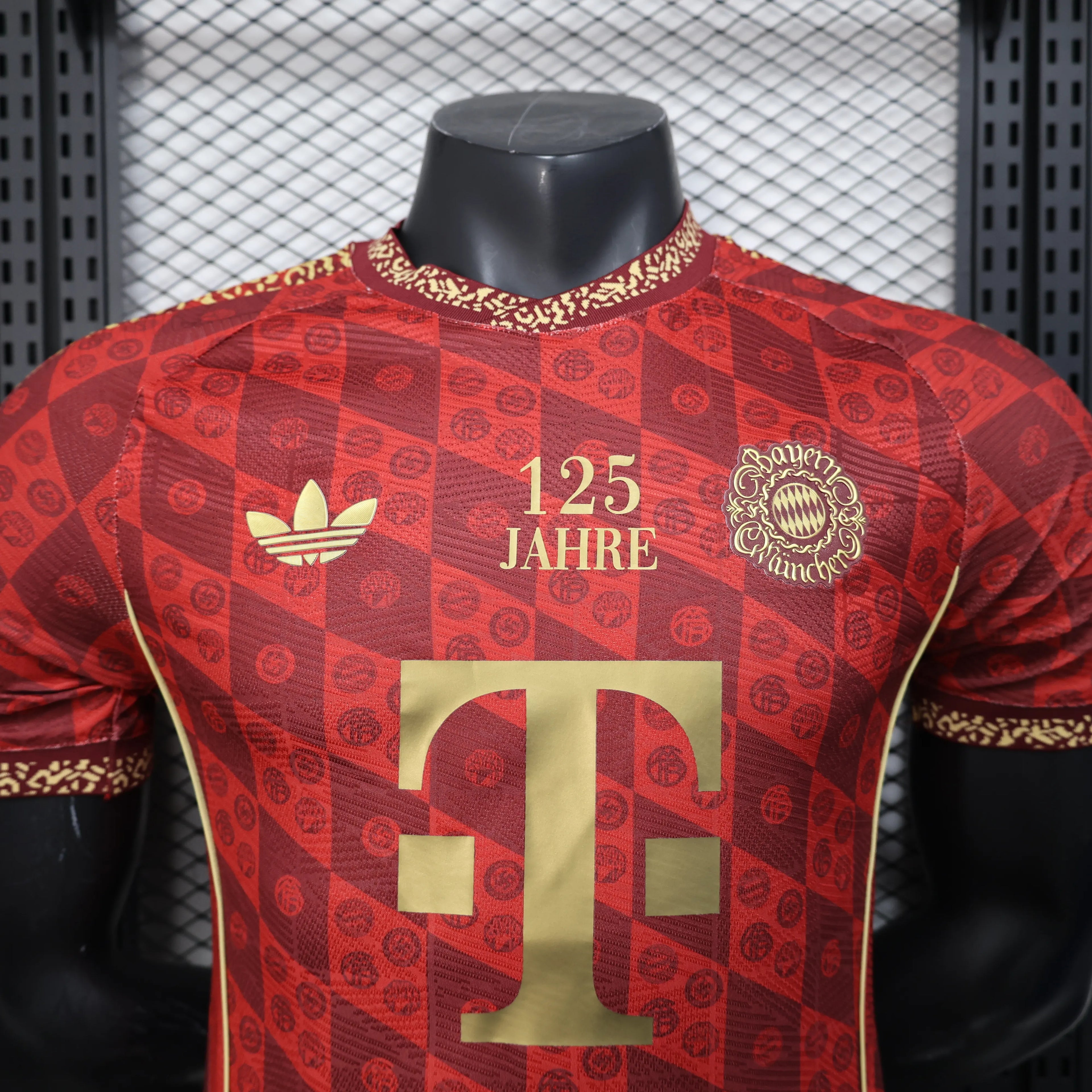2025/2026 Player Version Bayern Munich Oktoberfest