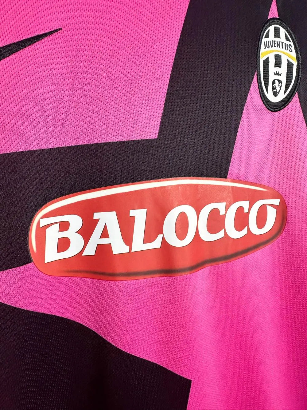 2011/2012 Retro Long Sleeve Juventus Away