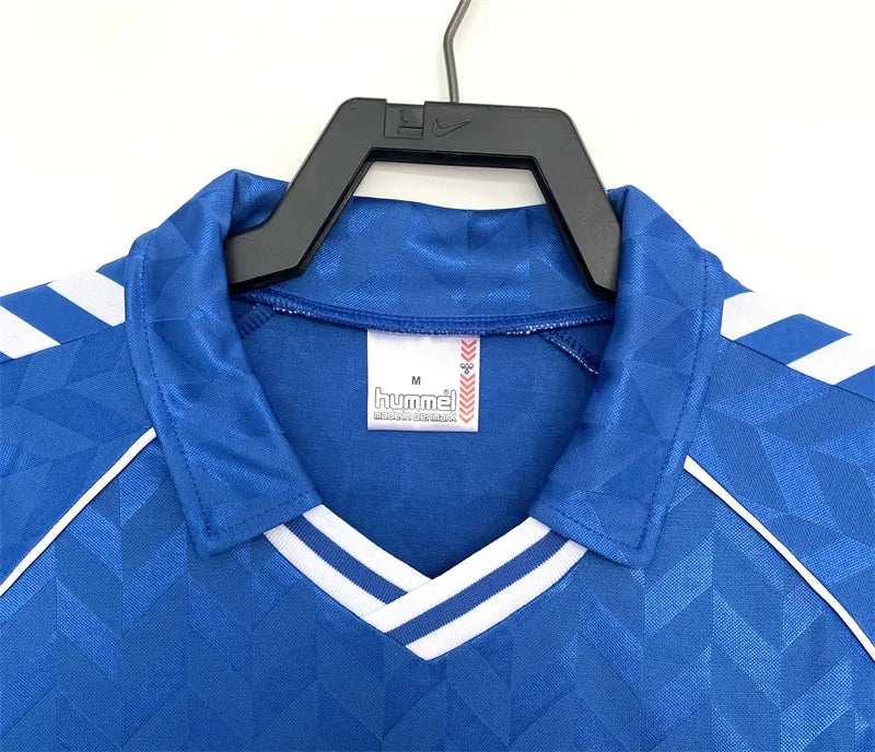 1986/1987 Retro Real Madrid Away