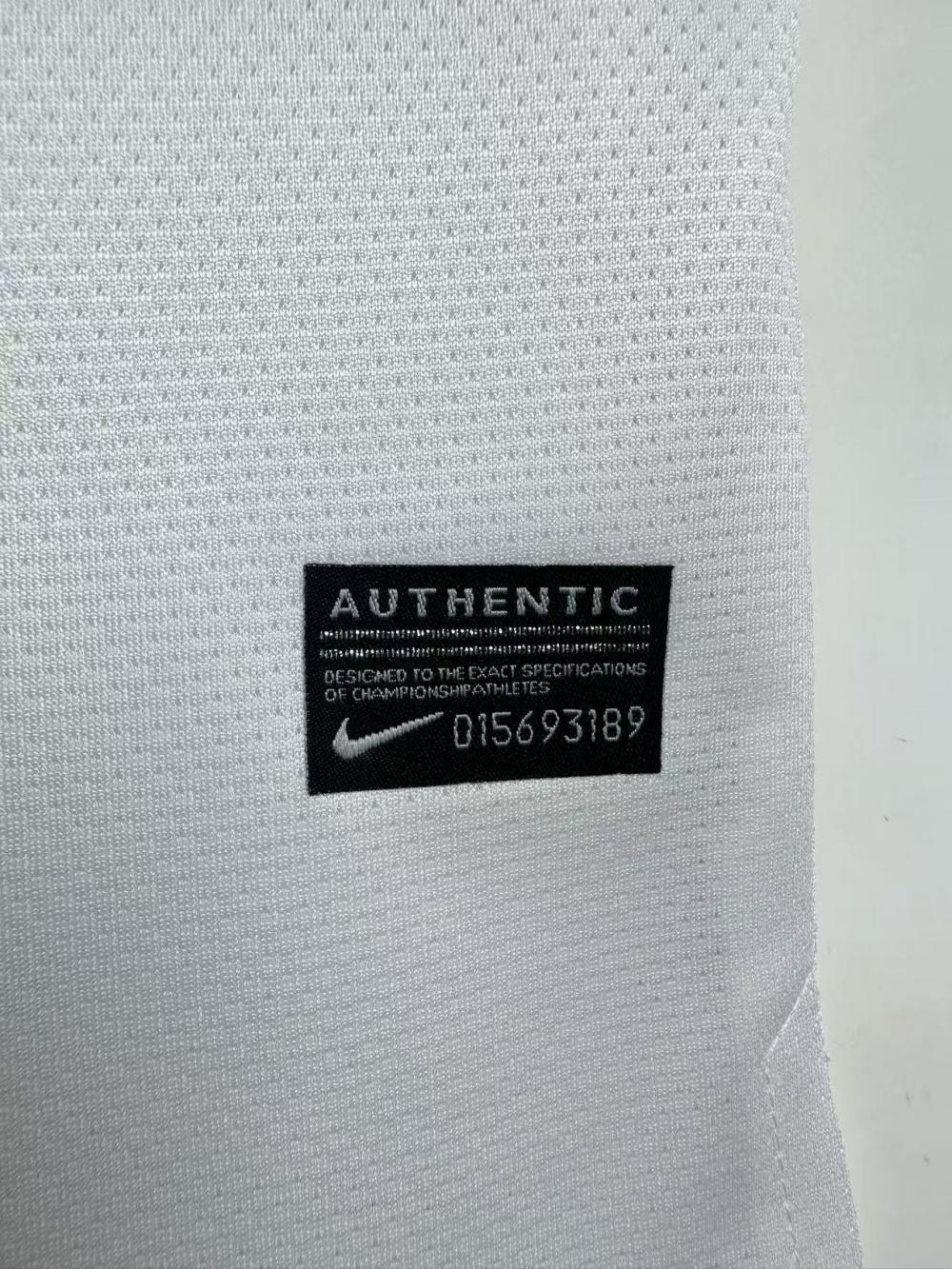 2010/2011 Retro Juventus Away
