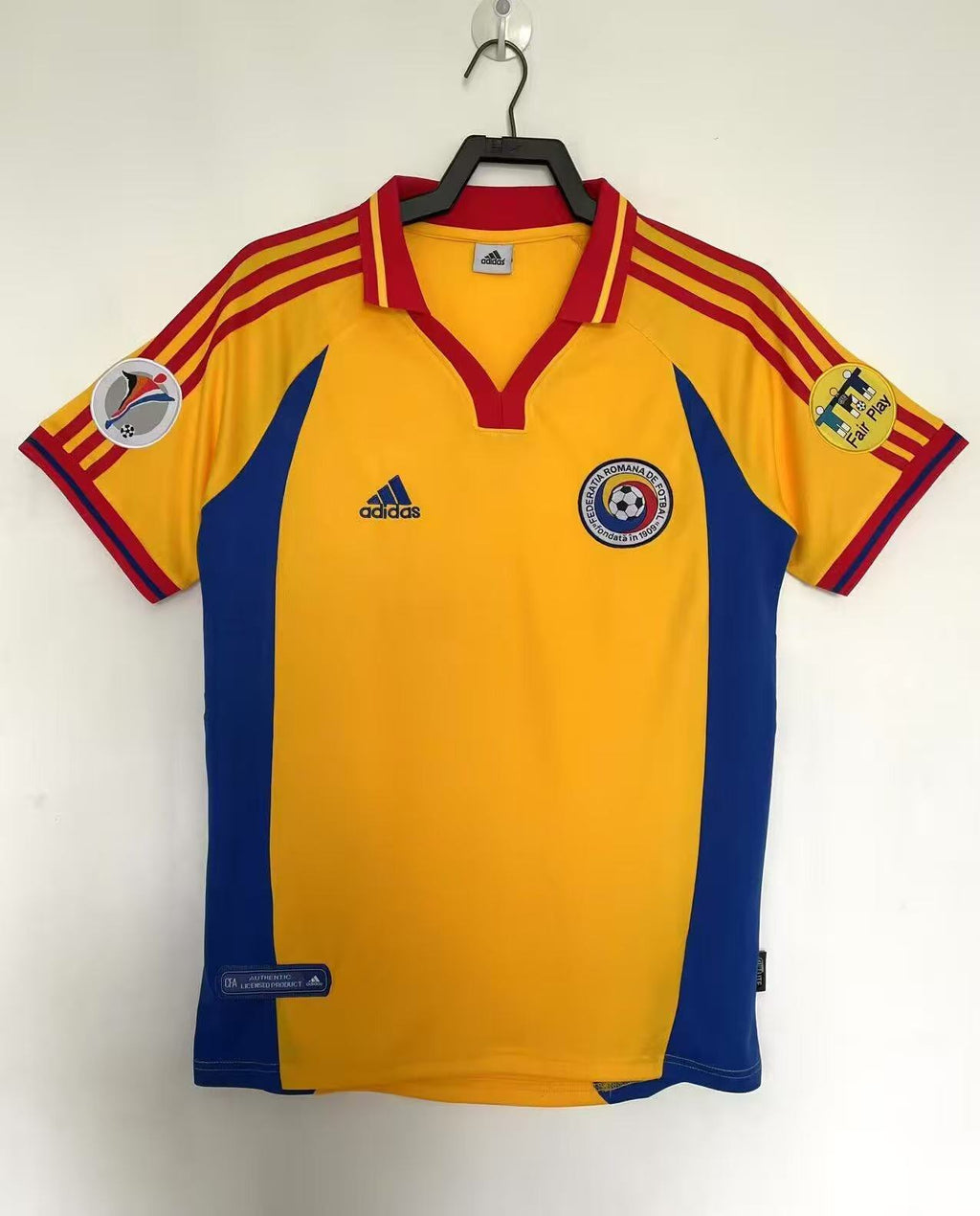 2000 Retro Romania Home