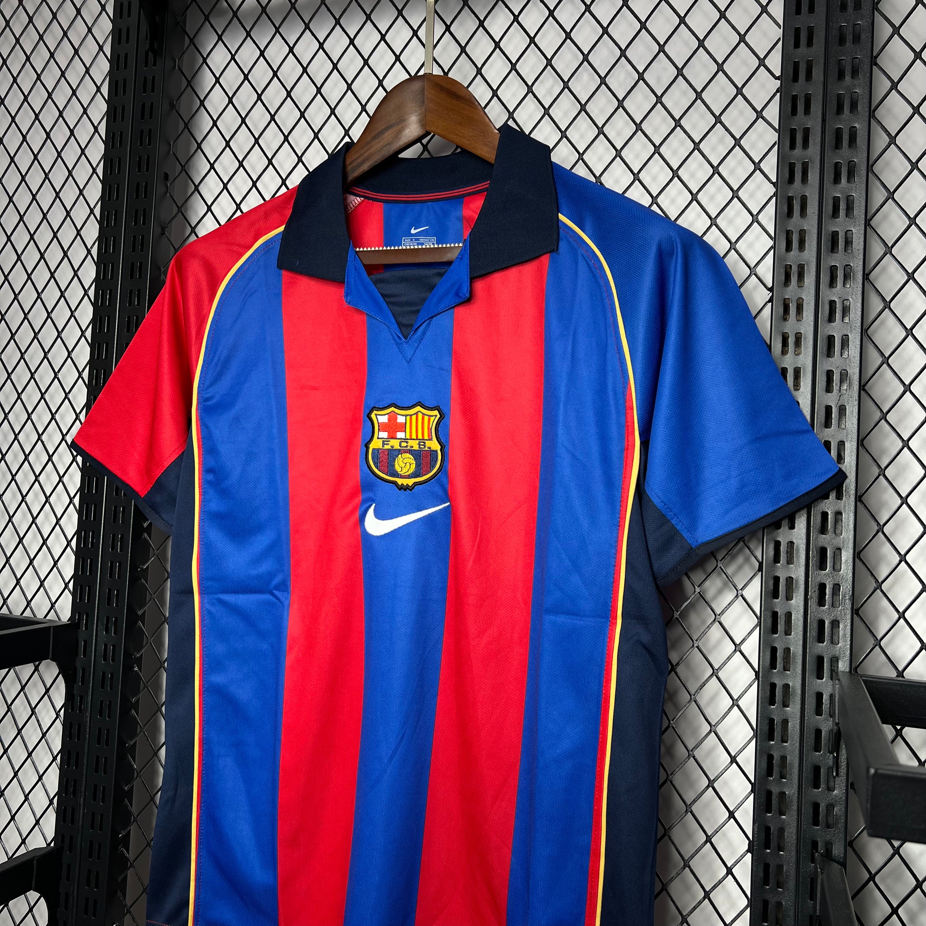 2004/2005 Retro Barcelona Home