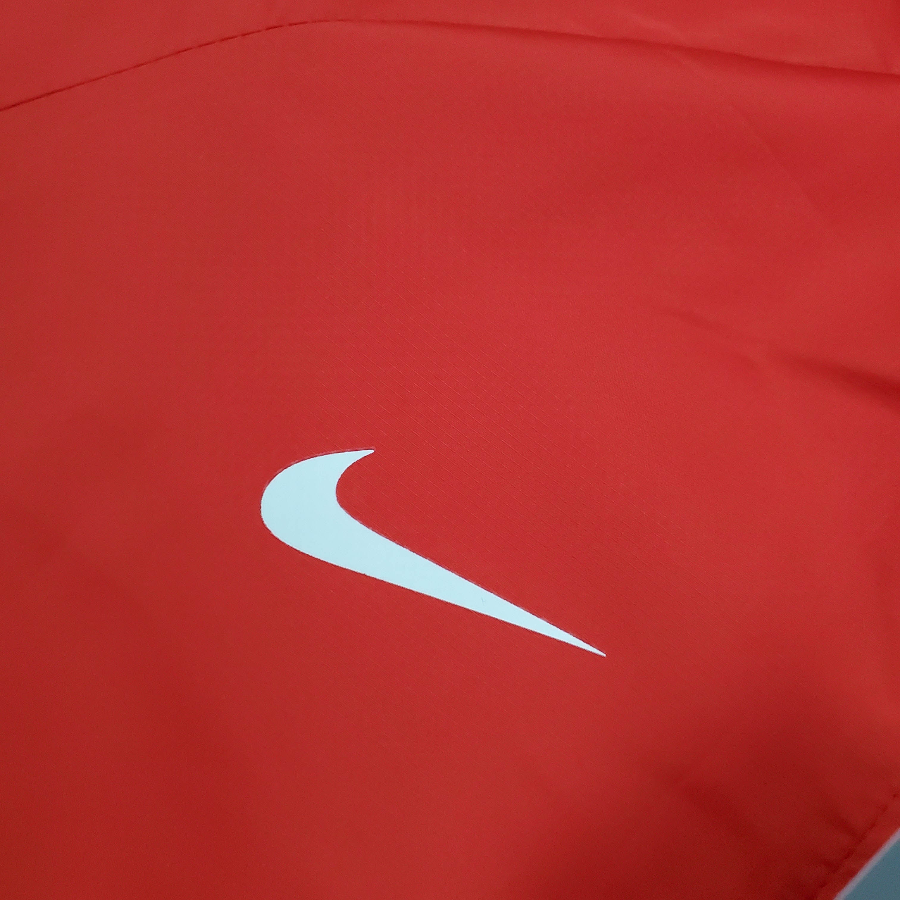 2021/2022 Liverpool Windbreaker Red