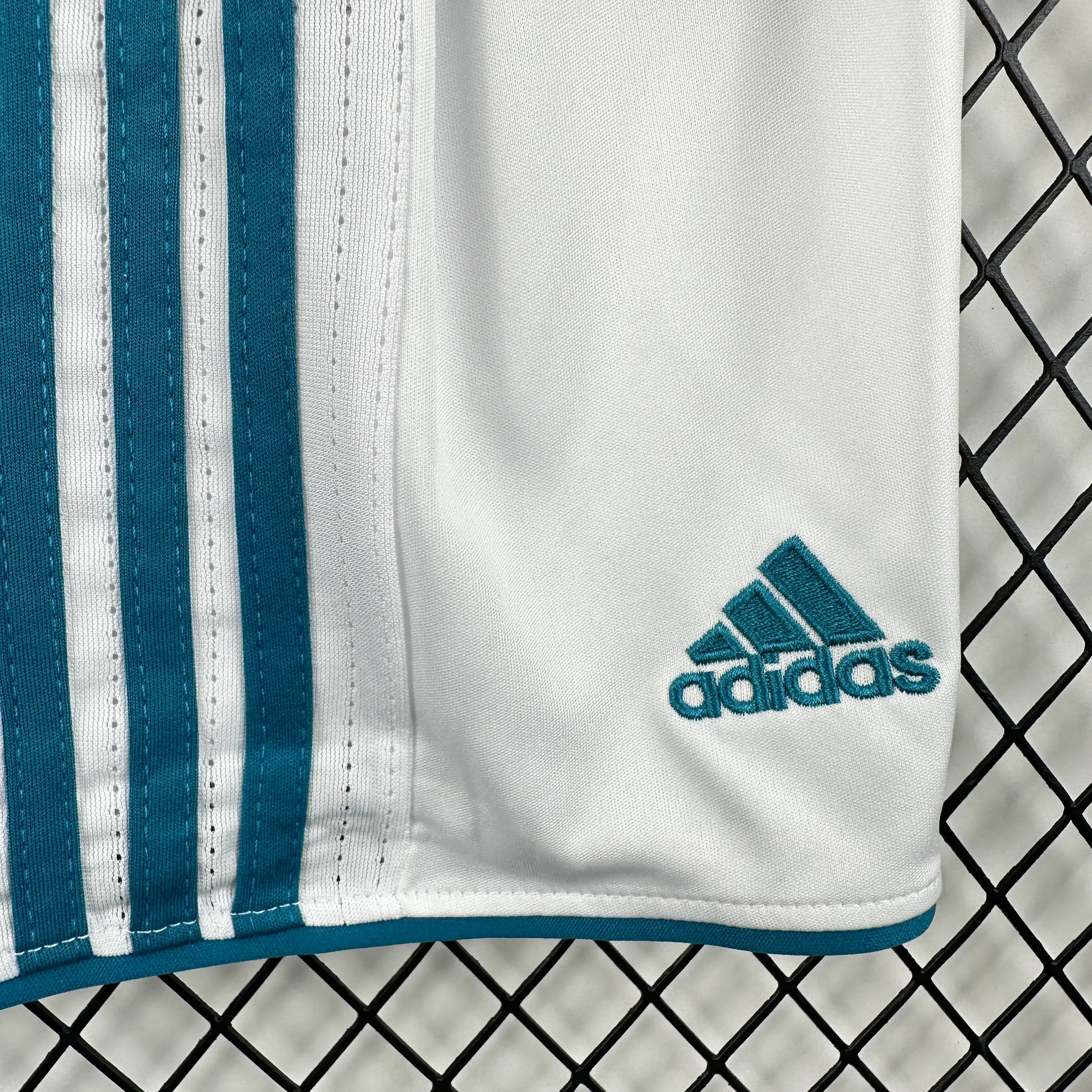 2017/2018 Retro Long Sleeve Real Madrid Home