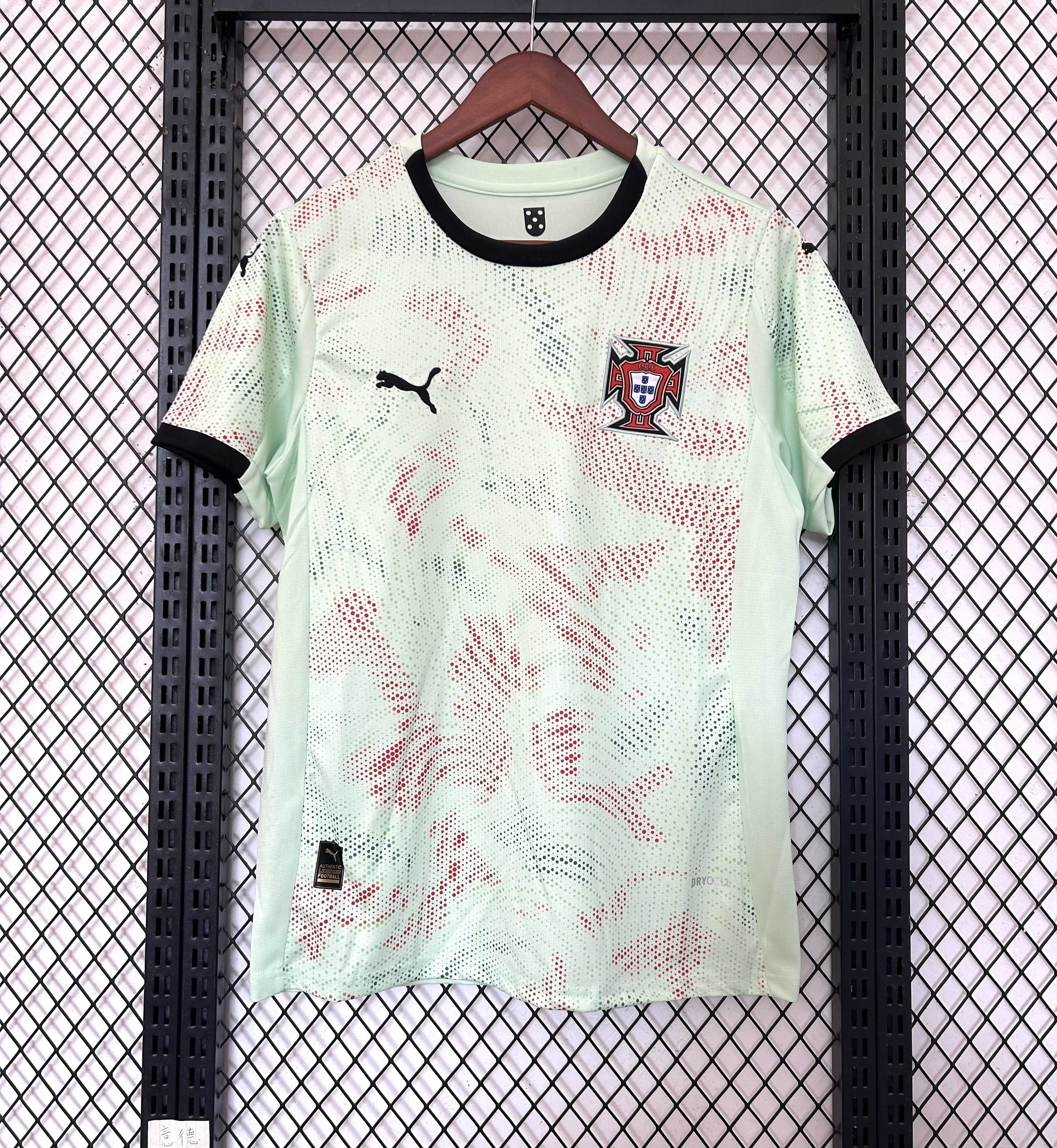 2025-2026 Portugal Third Away