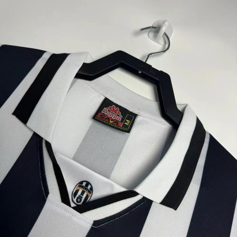 1994/1995 Retro Juventus Home