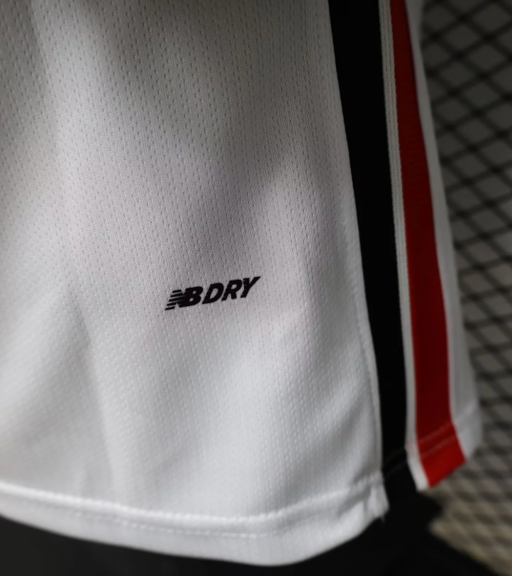2026/2027 Player Version São Paulo Home Football Jersey 1:1 Thai Quality topjersey