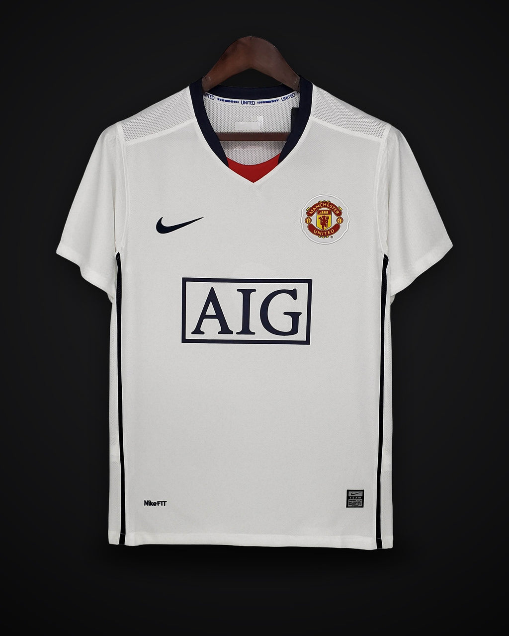 manchester-united-2008-09-retro-shirt