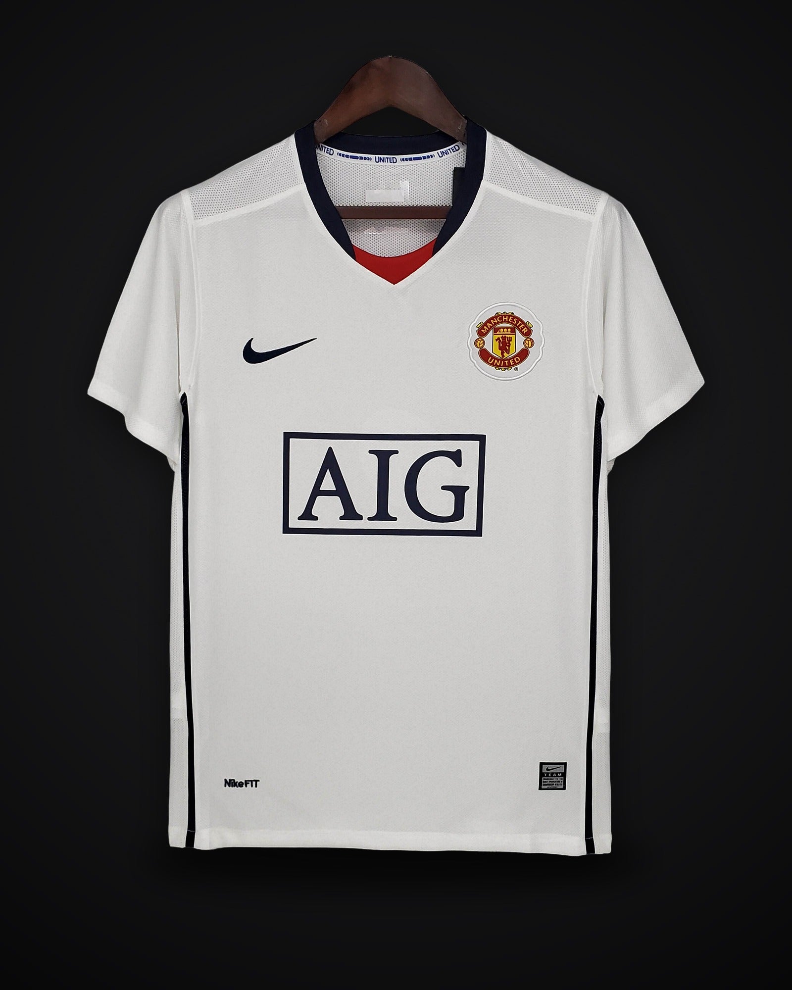 manchester-united-2008-09-retro-shirt