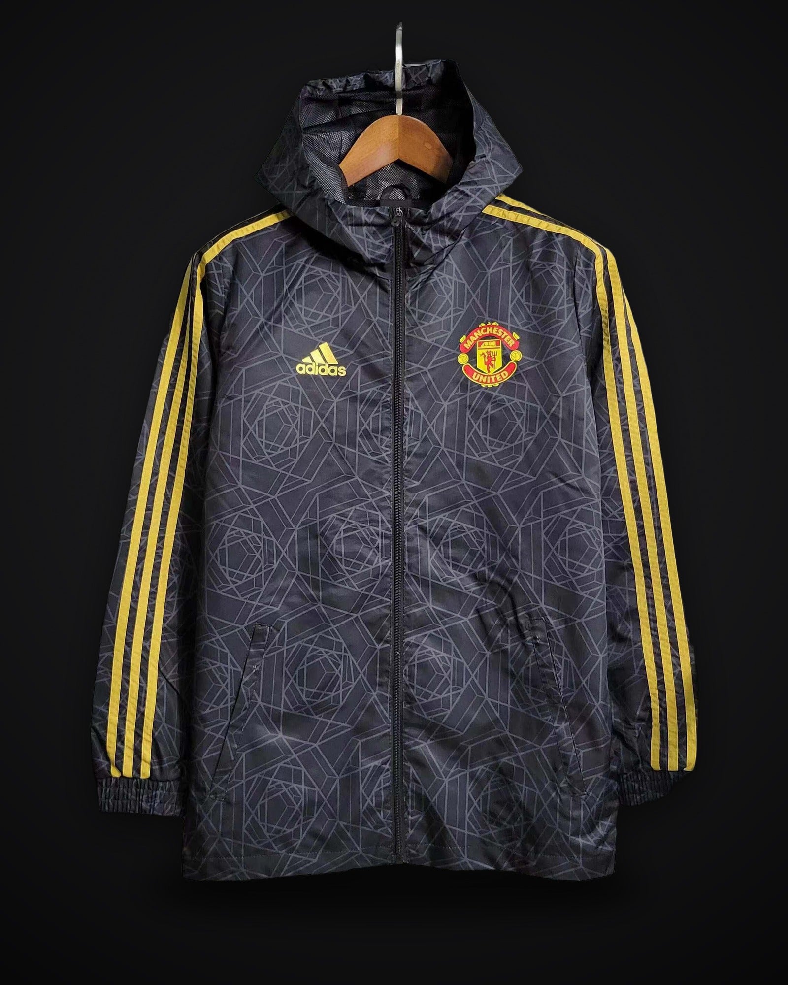 2023/2024 Manchester United Windbreaker black