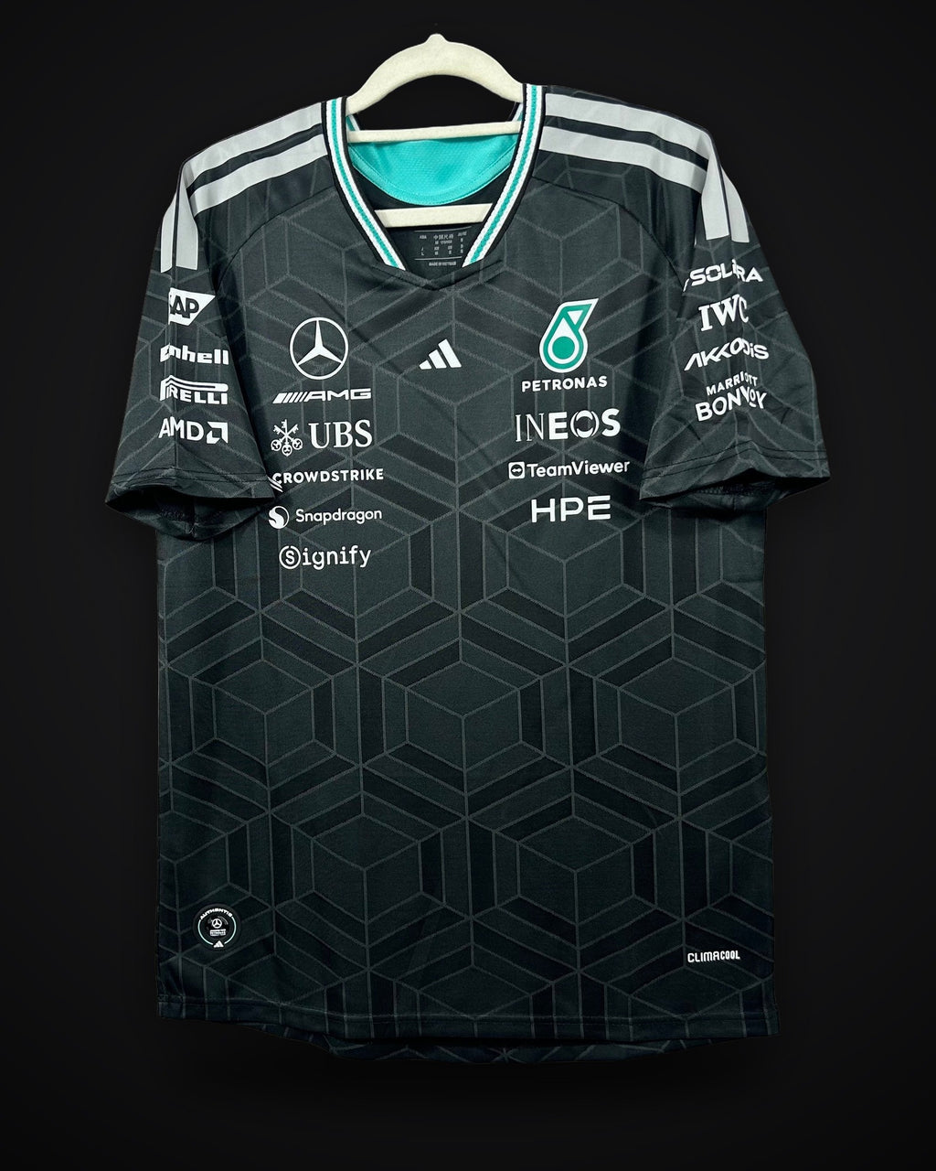 mercedes-2026-f1-racing-suit-p2209454
